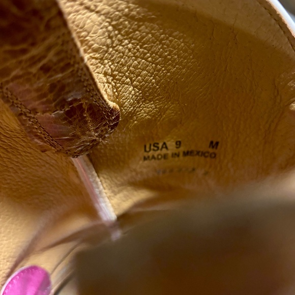 Shyanne Purple Boots - Picture 9 of 9